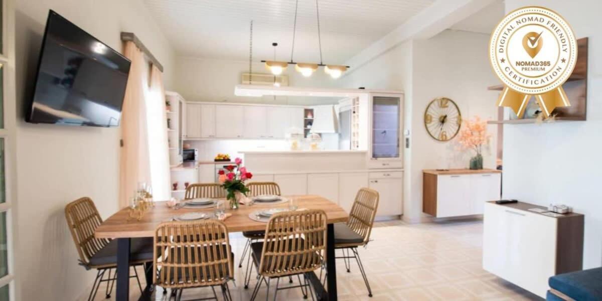Dolce Favola Nomad Casa - Kalamata'S City Getaway 외부 사진
